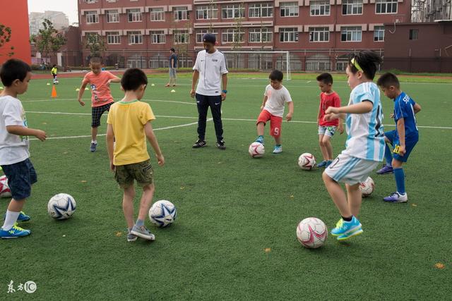 东体：关浩津被开除后队友私下表示处罚残酷无情
